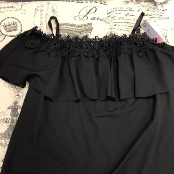 BCX Trendy Off-The-Shoulder Crochet DreSS PLUS - Picture 4 of 7